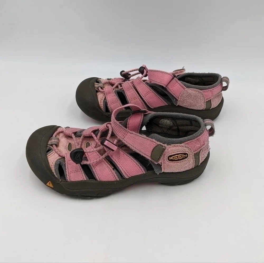 Keen Pink Sandal Hiking Water Shoe 2Y Youth